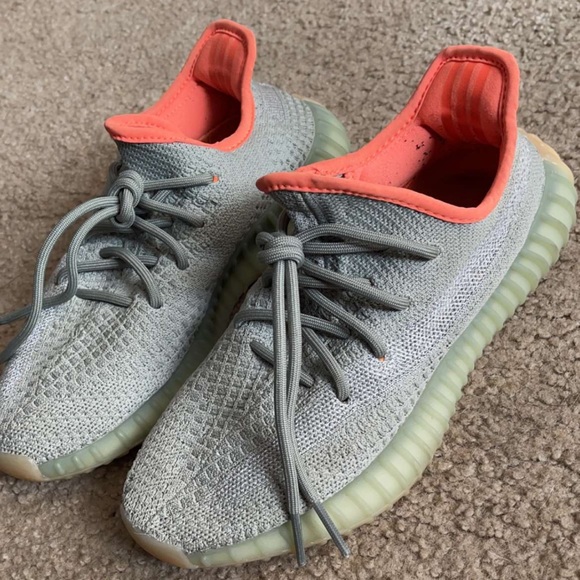 Kanye West Yeezy Boost 350 V2 Pink Release New Yeezy Pink Sales